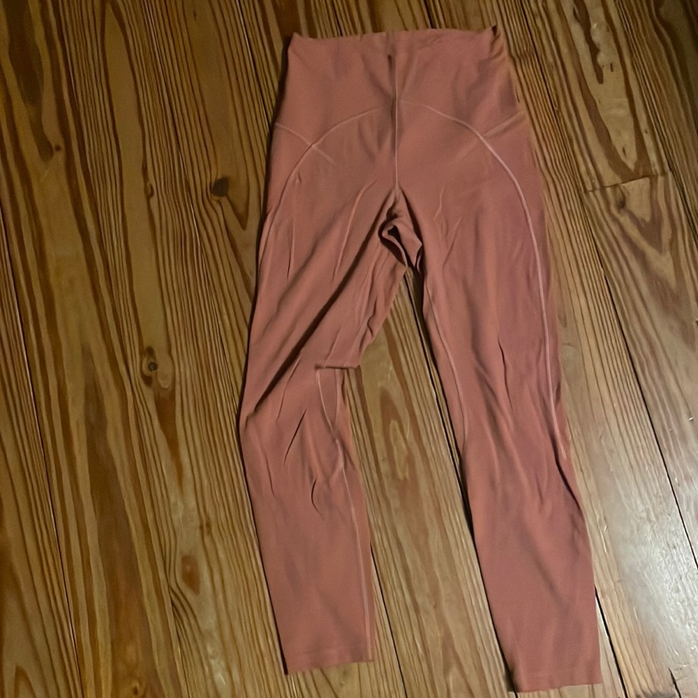 Lululemon leggings size 6
